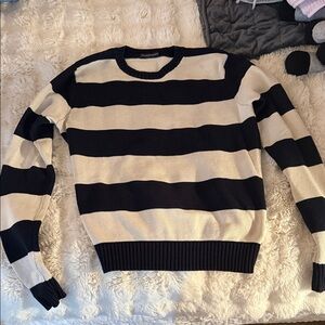 Brandy Melville Navy Blue and Cream Striped Crewneck